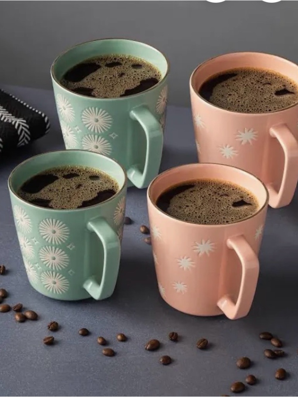 Set of 4 Floral Ceramic Mugs in Mint Green & Blush Pink